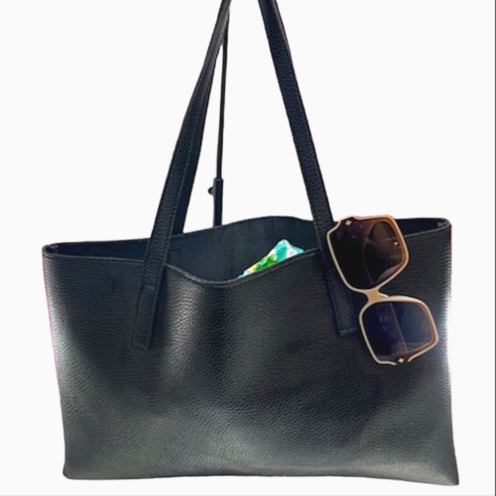 Vince Camuto  Tote Black